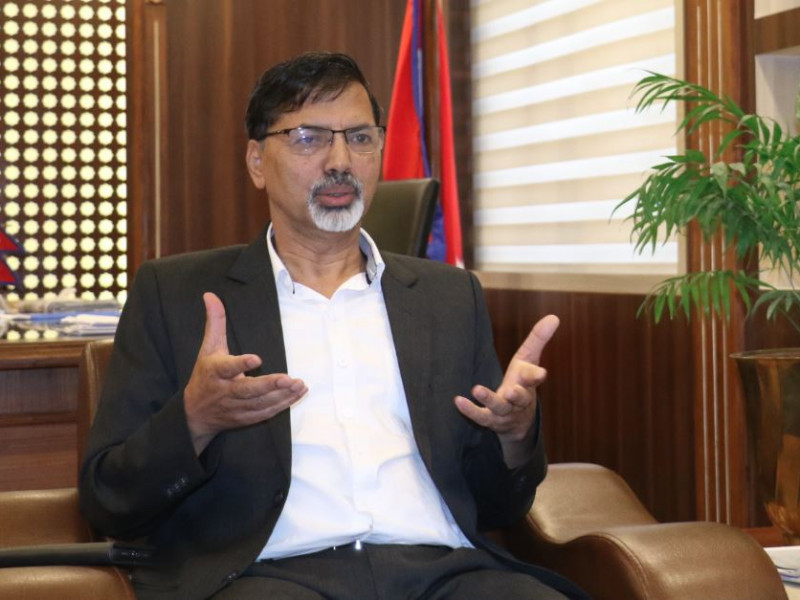 अर्थमन्त्री शर्मा भन्छन्-  निजीक्षेत्रले एकअर्काको मर्म नबुझे अर्थतन्त्रमा अप्ठ्यारो परिस्थिति आउन सक्‍छ